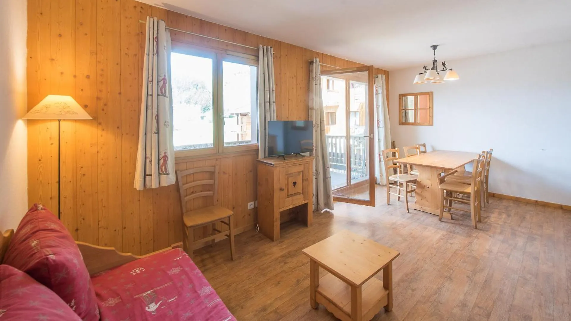 A012- Appartement 3 Pieces Cabine 8 Personnes- Orcieres